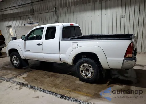 2006 Toyota Tacoma Access Cab z USA, uszkodzony, nr VIN 5TEUU42N96Z227105